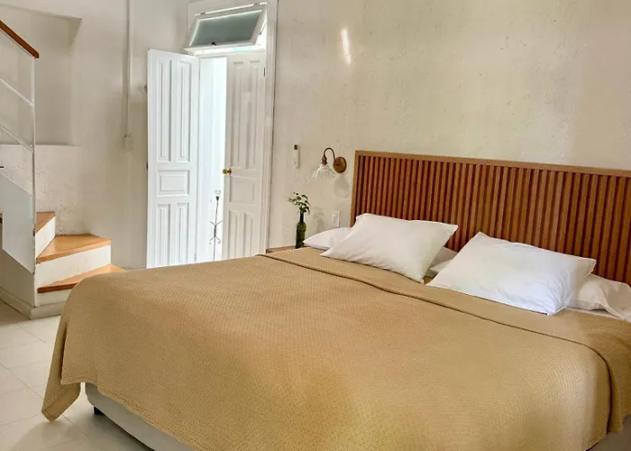Casa Moctezuma Hotel 4*