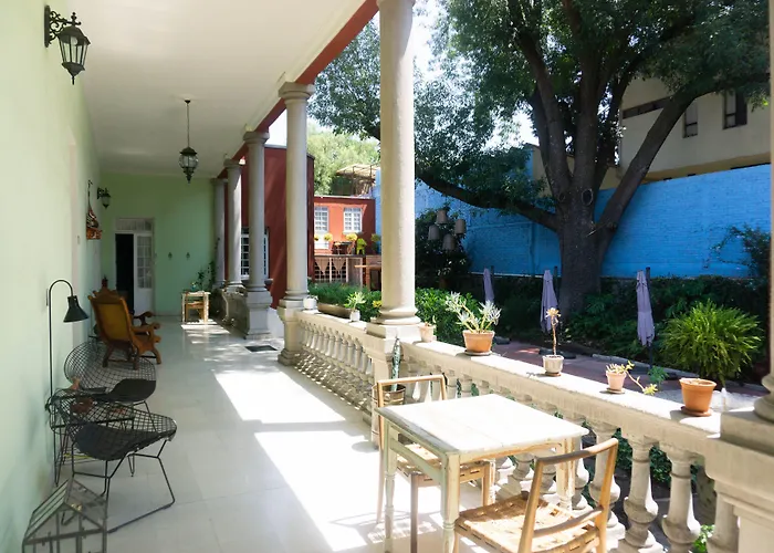 Casa Moctezuma 4*