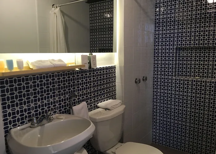Отель Casa Moctezuma Мехико
